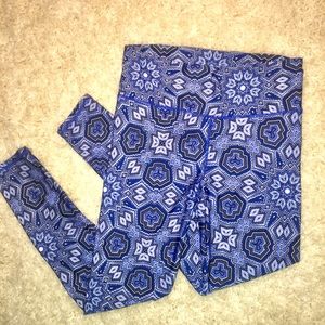 NEW LOW PRICE⚡️bright & stylish work out leggings